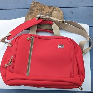 Red '90s Tommy Hilfiger bag
